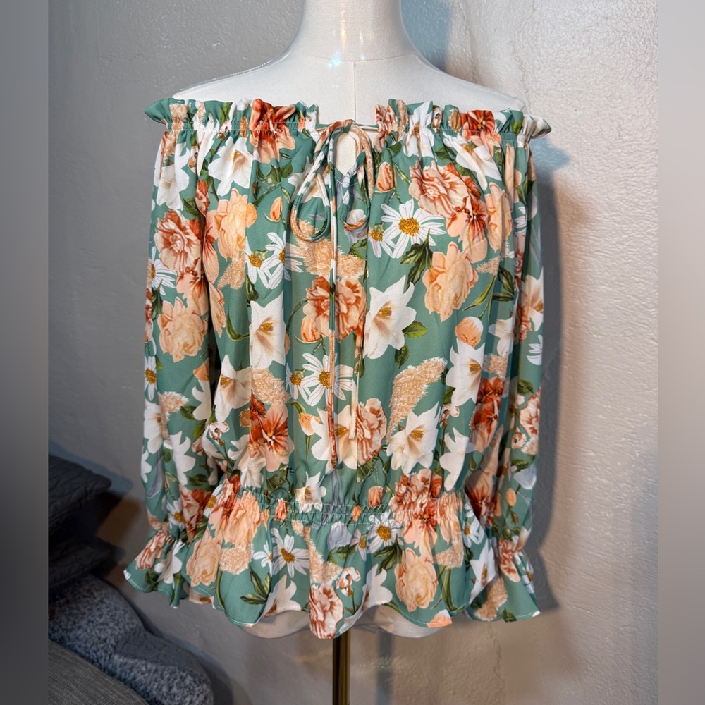 Source Unknown Green Floral Off-Shoulder Blouse with Peach & White Flowers
